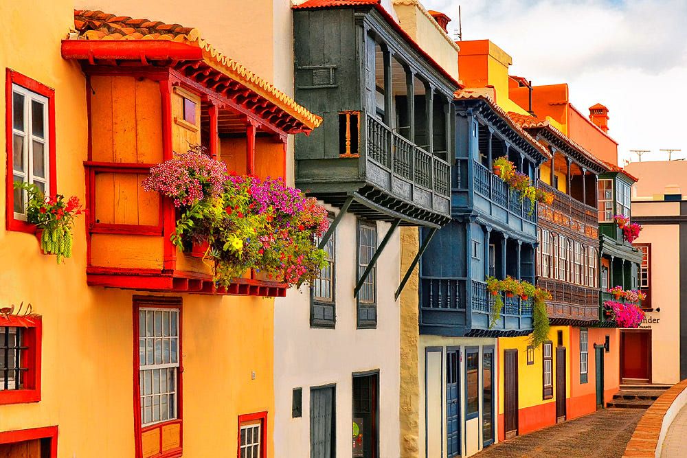 remarkable locations to film in the canary islands casas de los balcones